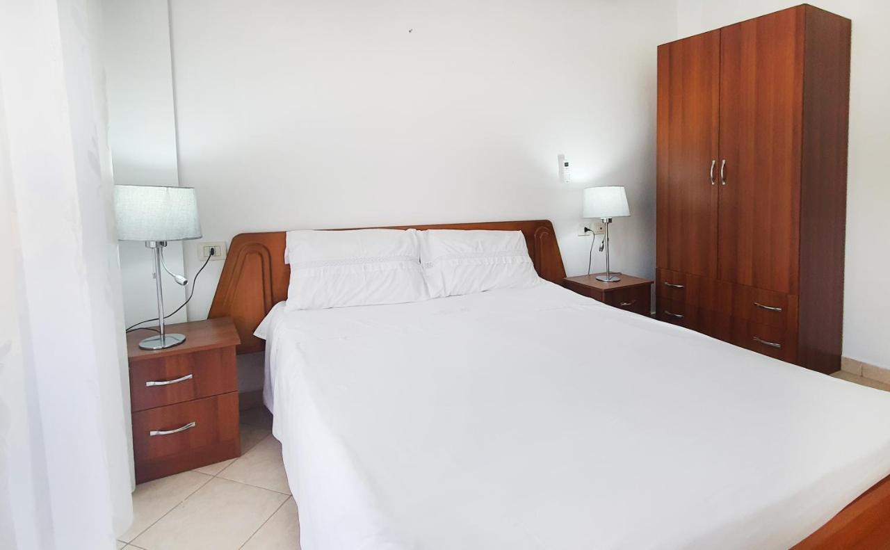 Sea & Sun Apartment Durrës Kültér fotó