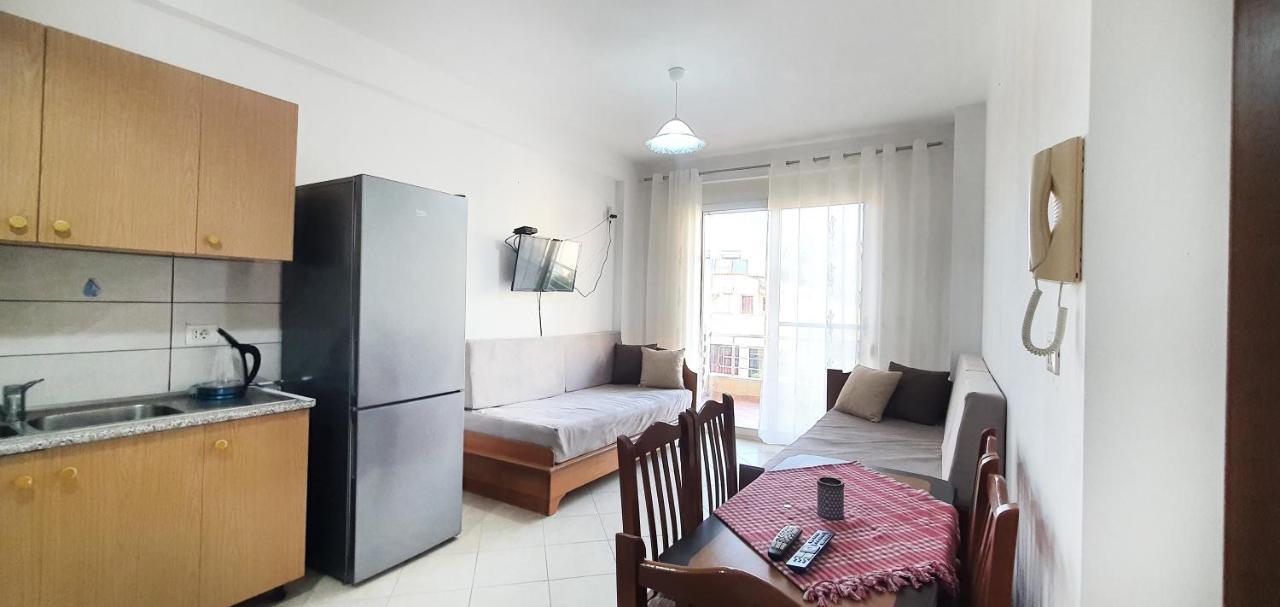 Sea & Sun Apartment Durrës Kültér fotó